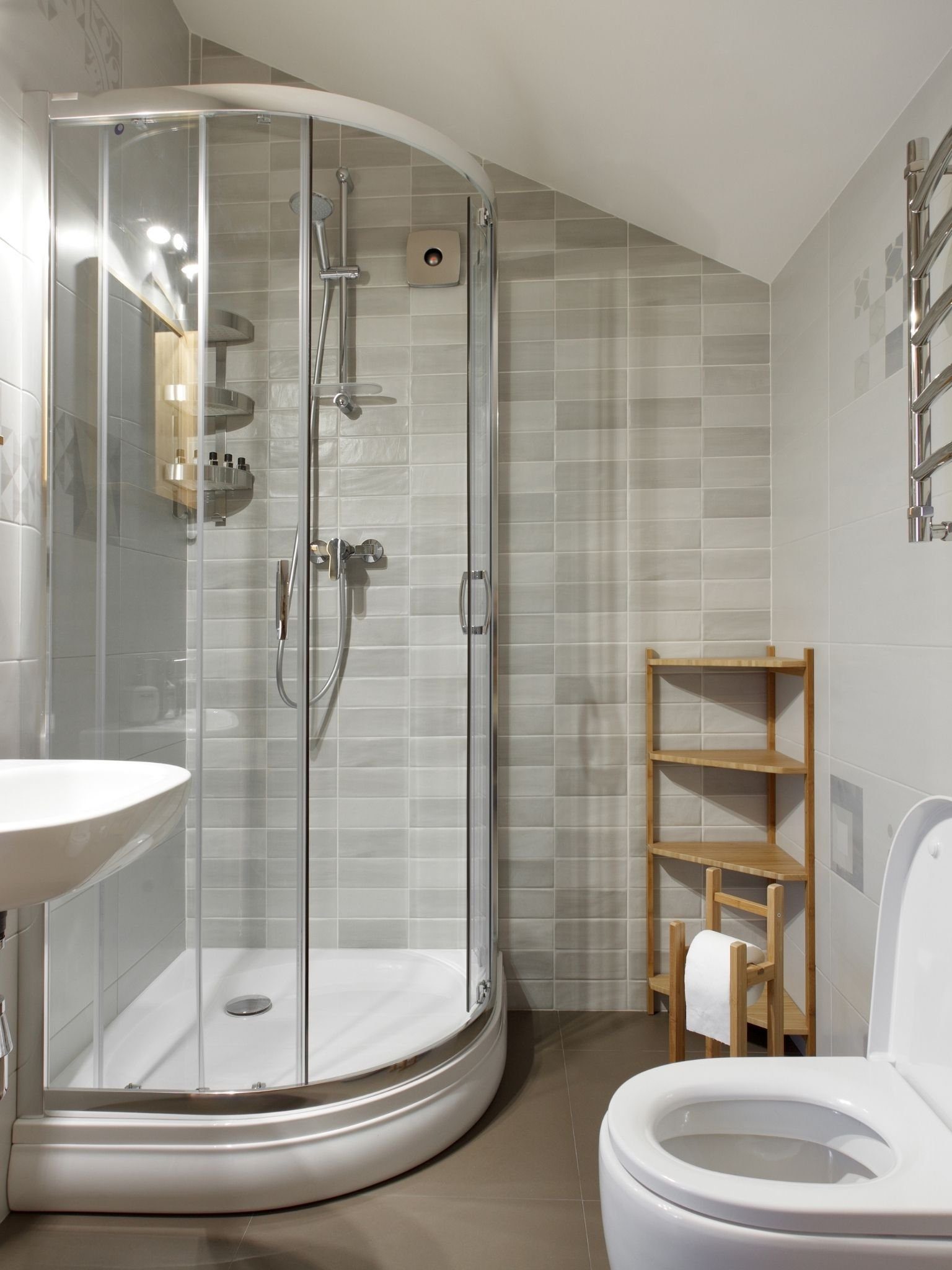 complete bathroom fitter N10 3HN